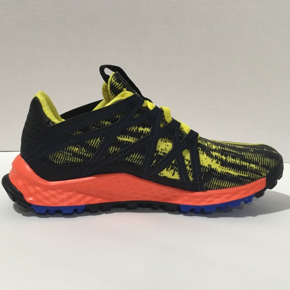 SOLD!🤑✅Boy's sneakers 👟 - Picture 6 of 7